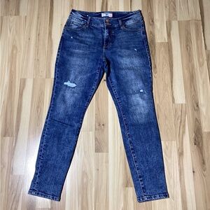 CAbi Cinch Skinny Adventure Wash Distressed Jeans Size 10
